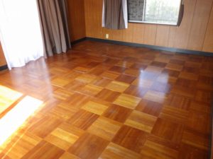 豊田市のフローリング・バリアフリー工事の施工前