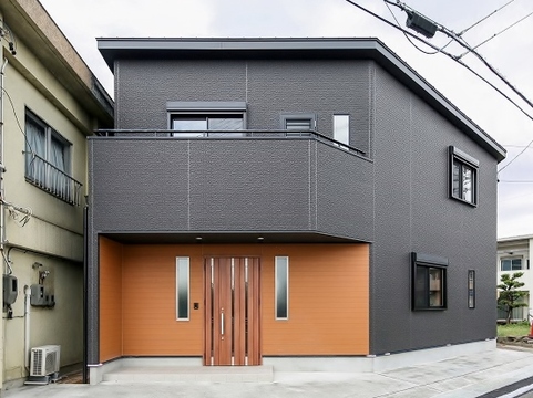 鉄骨造　大規模改修工事