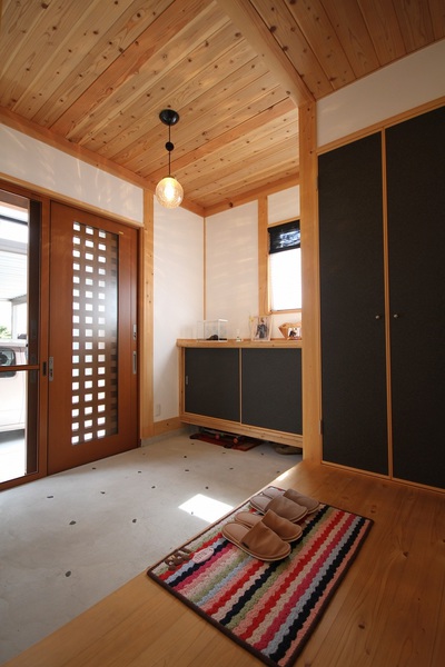 桧の木香る自然素材の家