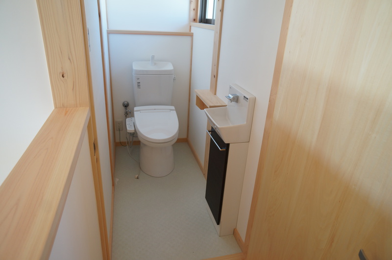 雨楽な家　建替え二世帯住宅