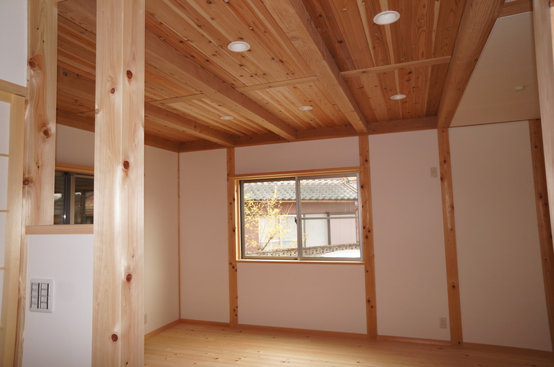 雨楽な家　建替え二世帯住宅