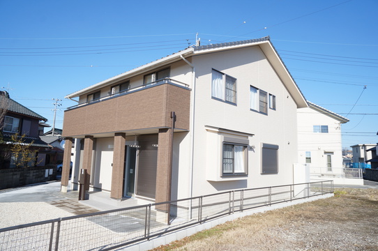 雨楽な家　建替え二世帯住宅