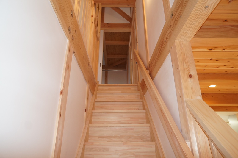 自然素材の家 新築住宅