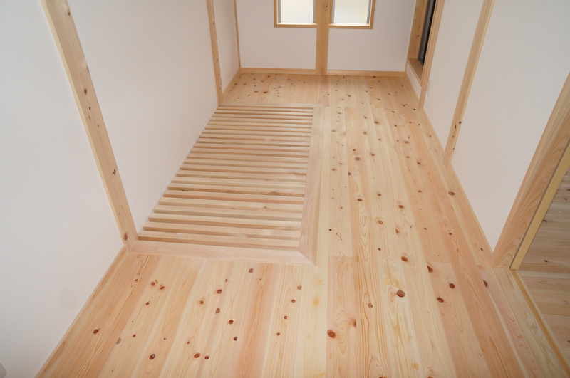 雨楽な家ガレージ付新築住宅