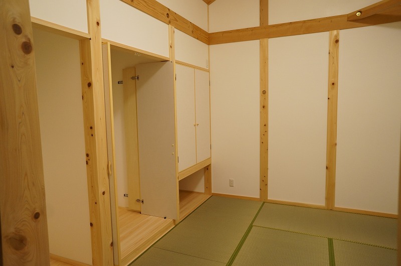 雨楽な家ガレージ付新築住宅