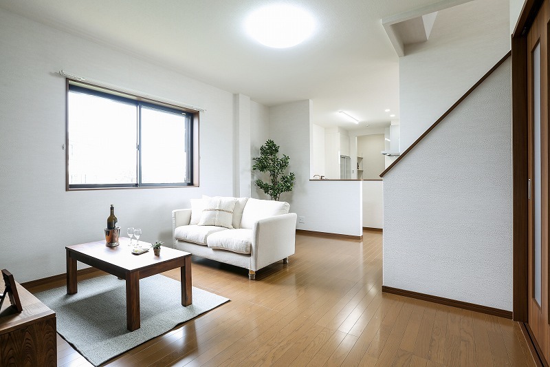 鉄骨造一戸建て 大規模改修　リノベーション 【完成】