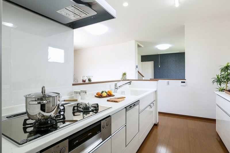 鉄骨造一戸建て 大規模改修　リノベーション 【完成】