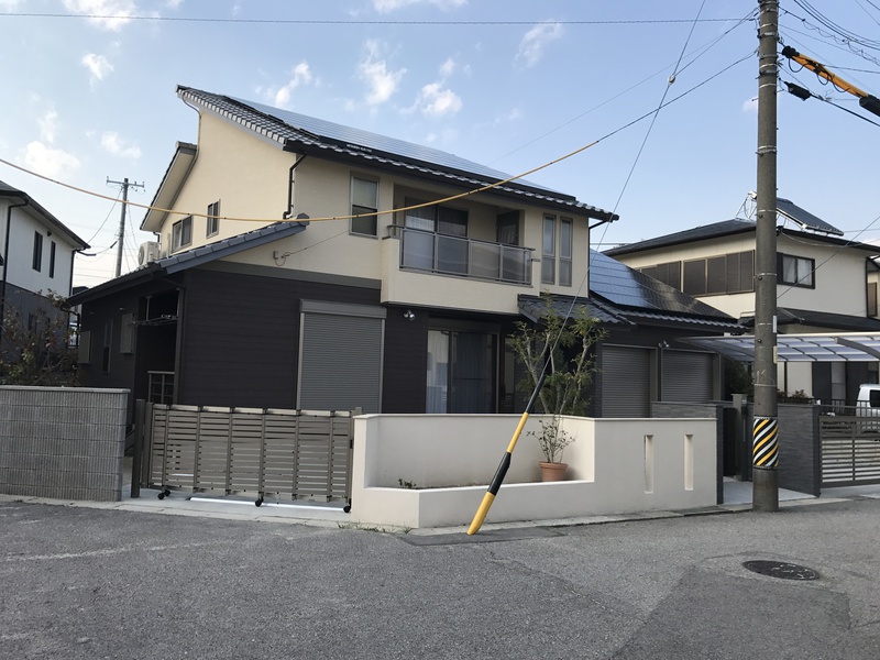 雨楽な家ガレージ付新築住宅