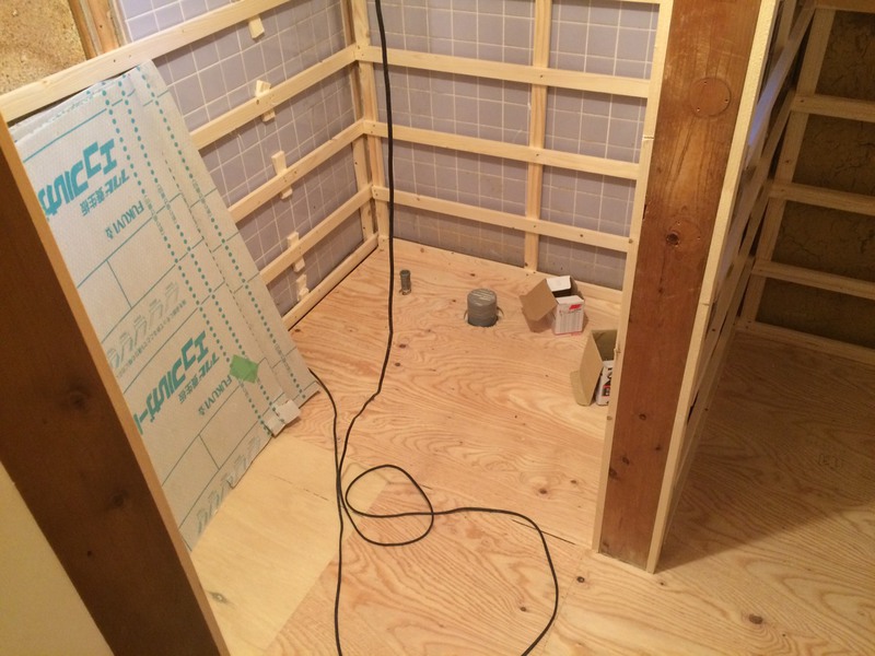 トイレのリフォーム　床の貼替え工事 K様【工事完了】