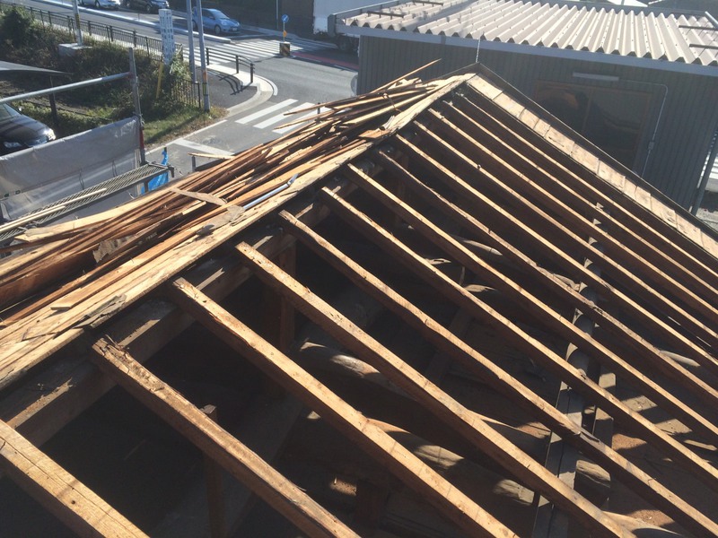 屋根工事　屋根葺き替え