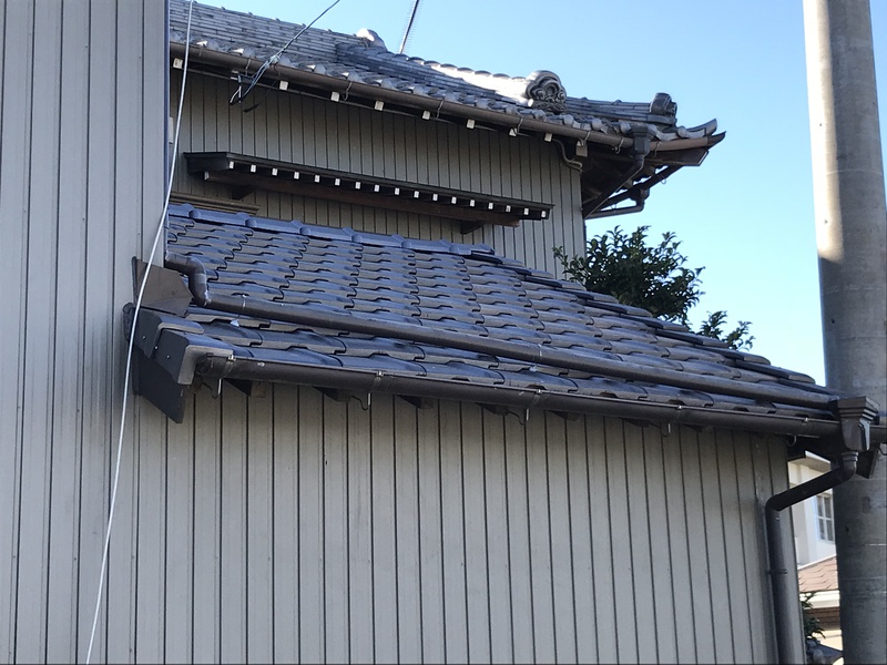 屋根工事　屋根葺き替え