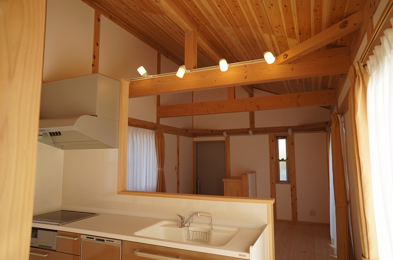 自然素材・真壁造り一戸建て親世代の住宅