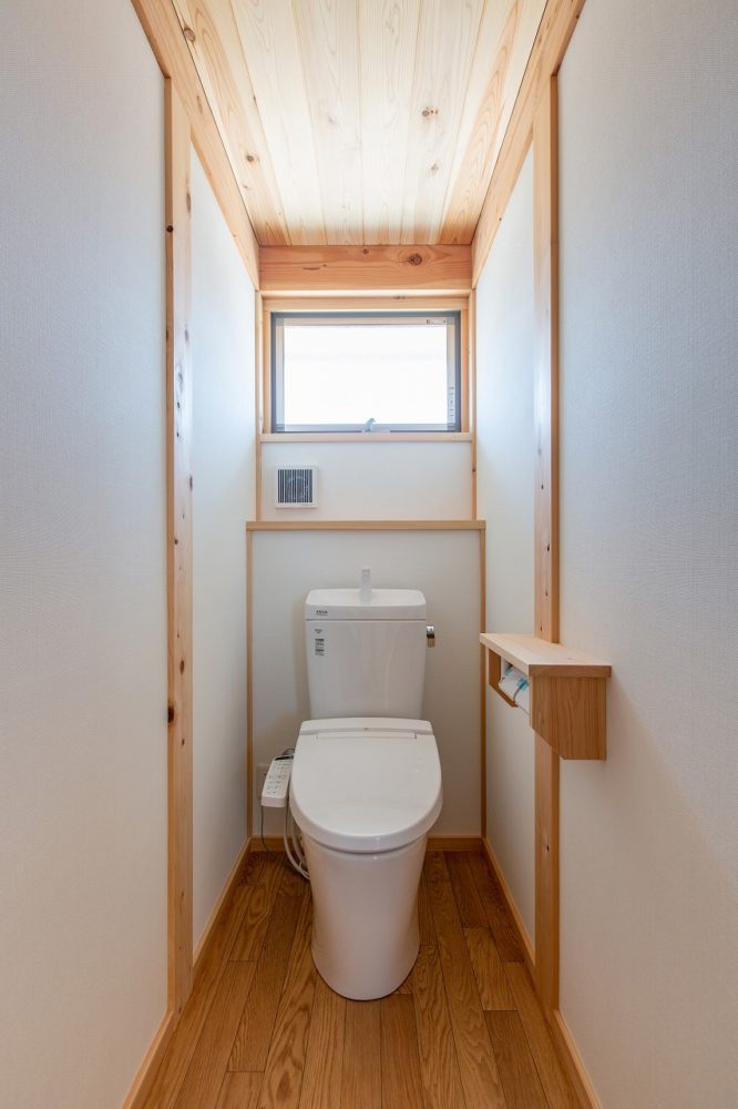 風がここち良い大きな吹き抜けのあるお家