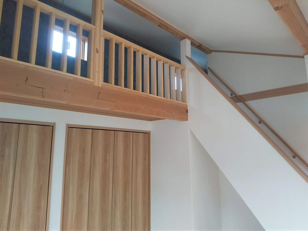 広々なロフトのある離れと母屋の全面改修工事