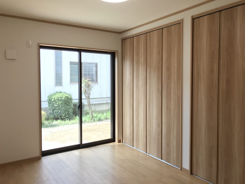 日当たりの良い南向きの3室続き間があるお家