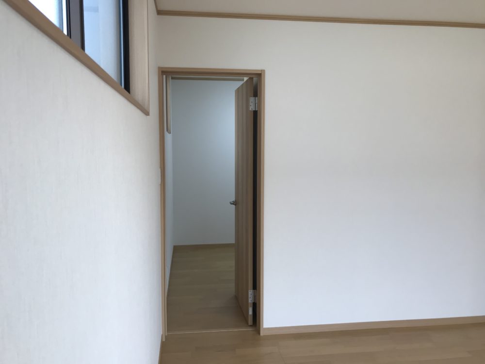 日当たりの良い南向きの3室続き間があるお家