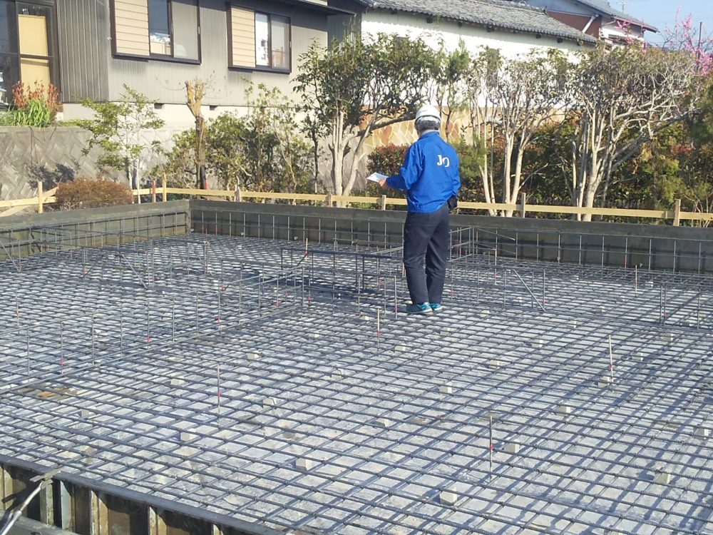 　LDK斜め天井の平家建【工事完了】