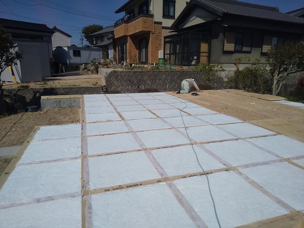 　LDK斜め天井の平家建【工事完了】