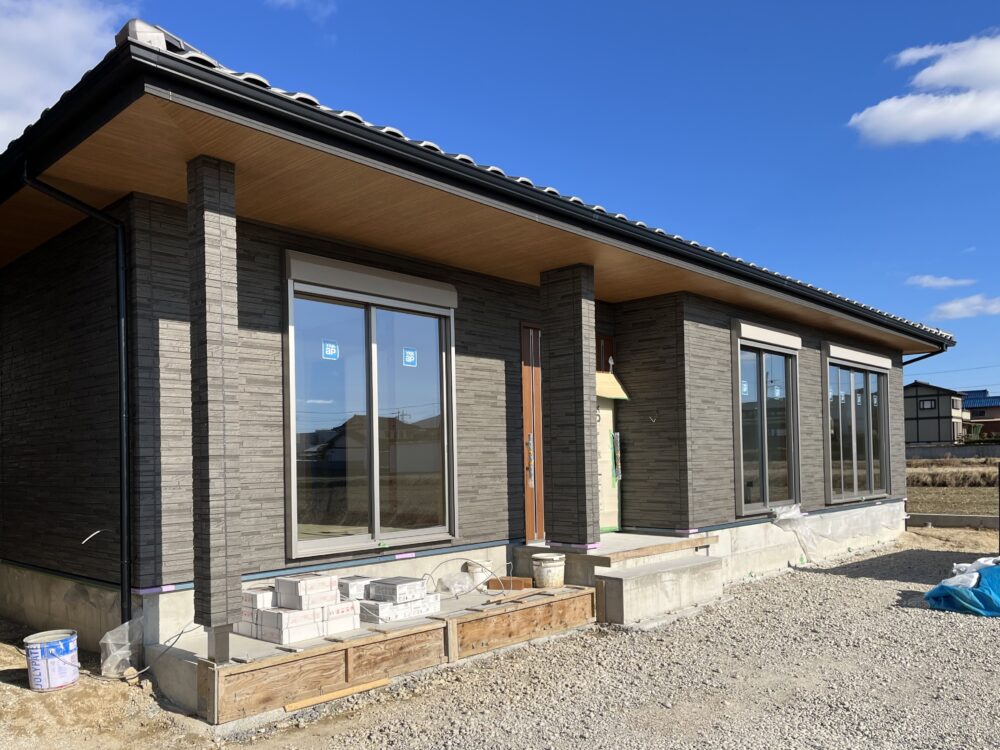　平屋建て自然素材の家【工事完了】