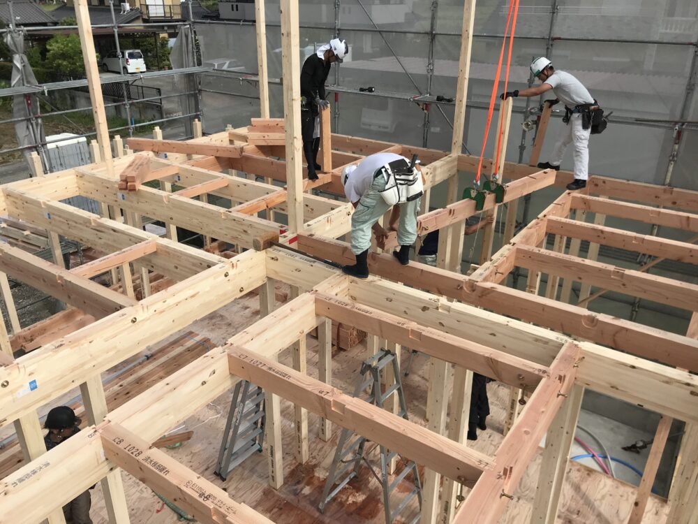 キッチン横に広々収納のある家【工事完了】