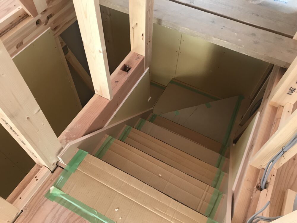 キッチン横に広々収納のある家【工事完了】