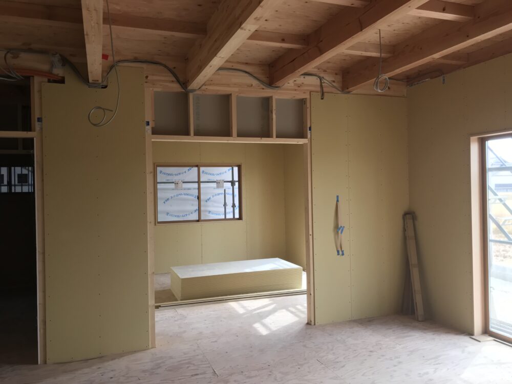 キッチン横に広々収納のある家【工事完了】