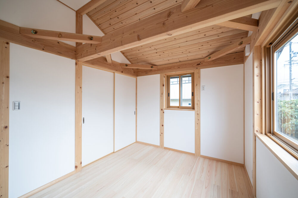 広々土間と大きな小屋裏のある長期優良住宅