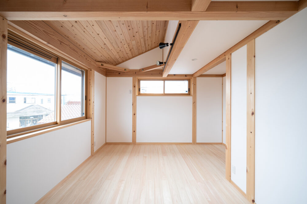 広々土間と大きな小屋裏のある長期優良住宅