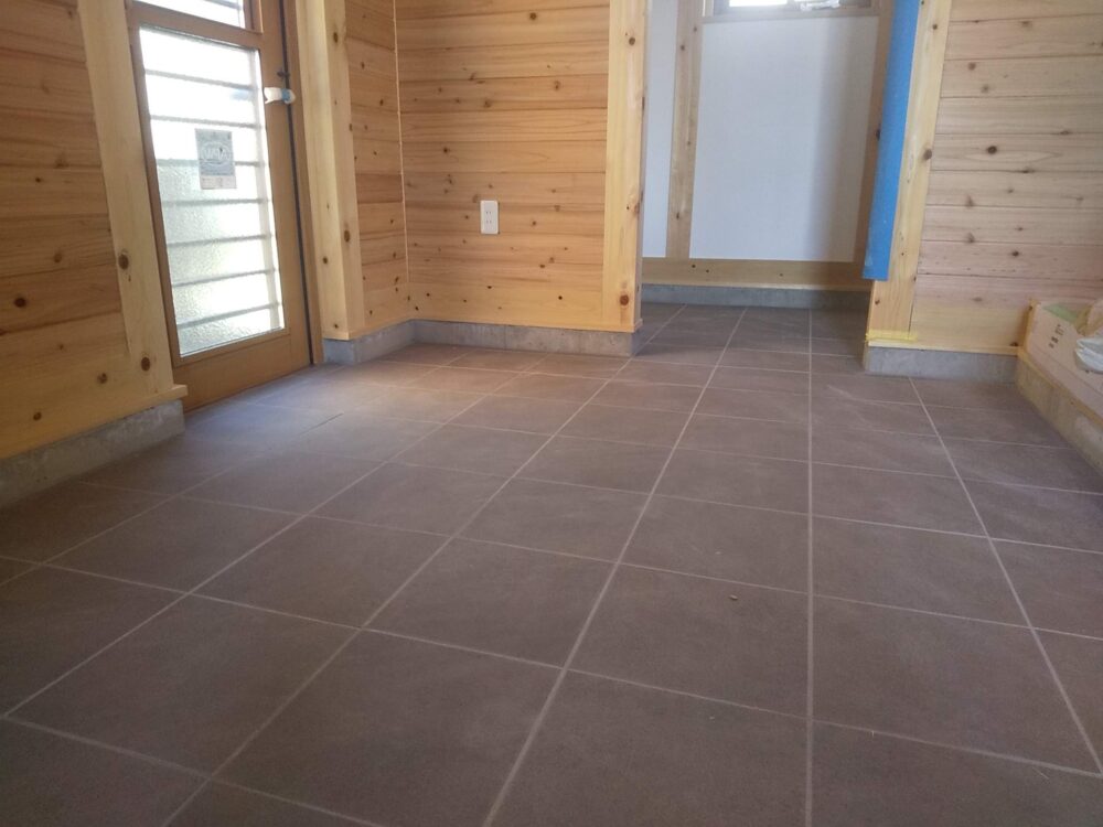 　広々土間と小屋裏の長期優良住宅【工事完了】