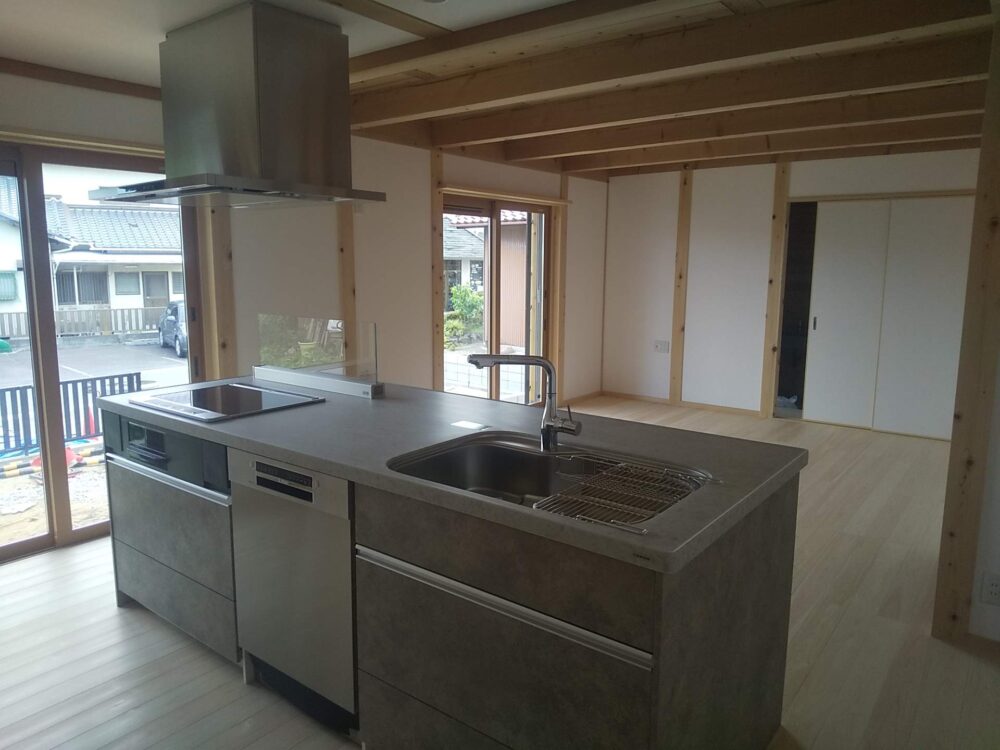 　広々土間と小屋裏の長期優良住宅【工事完了】