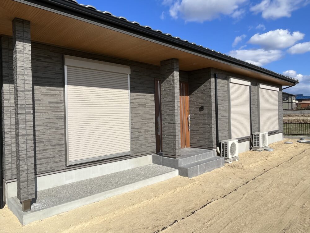 一般より広い梁間隔2間半梁(4,550)の広々LDKの住まい