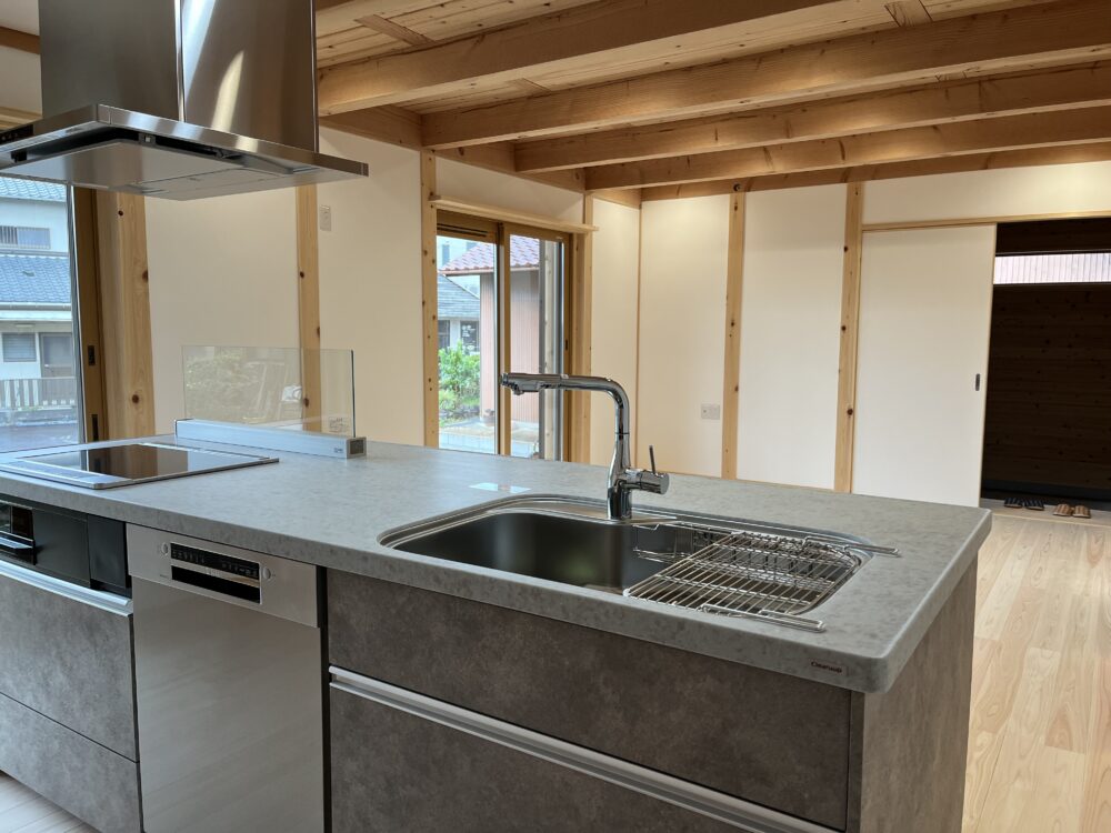 広々土間と大きな小屋裏のある長期優良住宅