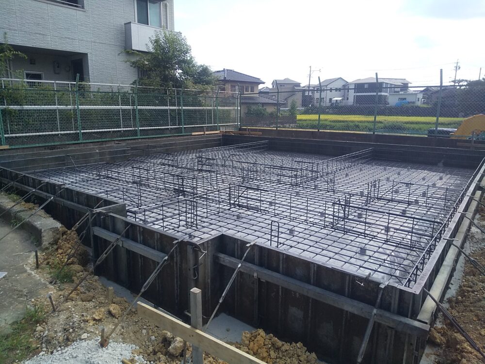 　広々LDKに階段のある家【工事完了】