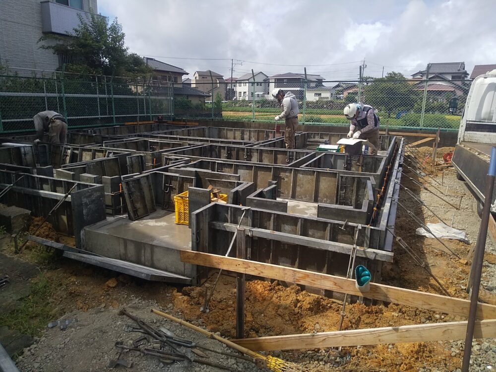 　広々LDKに階段のある家【工事完了】