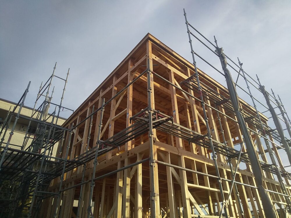 　広々LDKに階段のある家【工事完了】