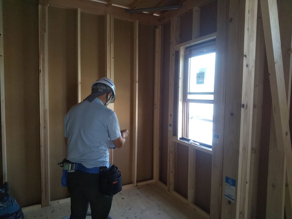 　広々LDKに階段のある家【工事完了】