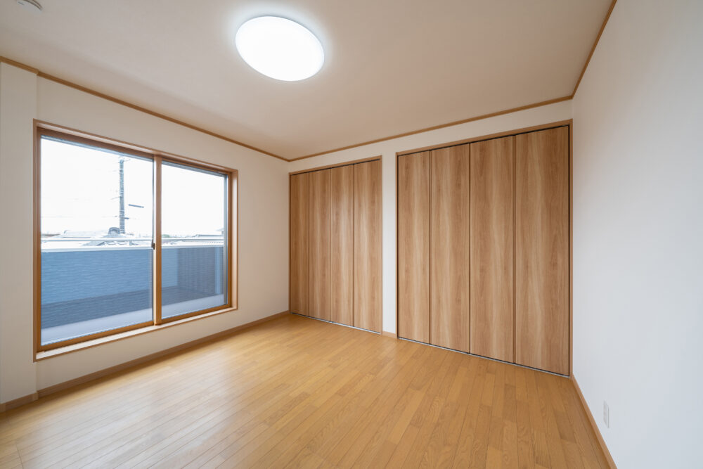 広縁に仏間付二間続きの和室のある2世帯