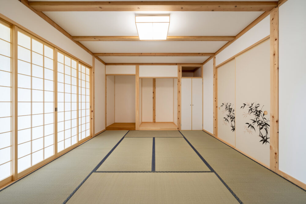 広縁に仏間付二間続きの和室のある2世帯