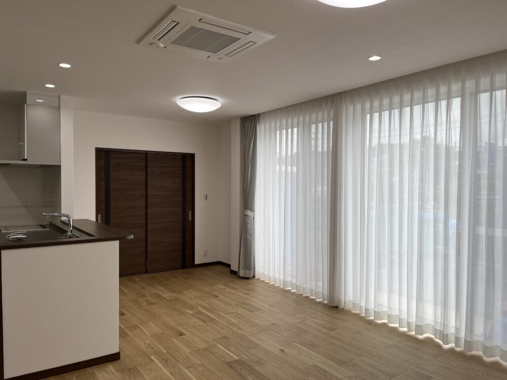 鉄骨造を外部から住宅へ全面リノベーション