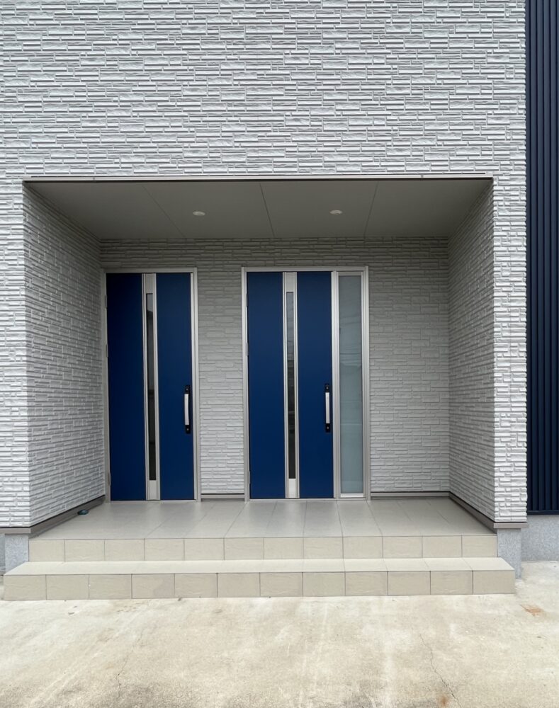 鉄骨造を外部から住宅へ全面リノベーション