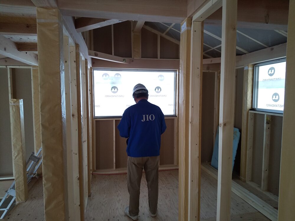 　広い吹抜けが心地いい桧の家【工事完了】