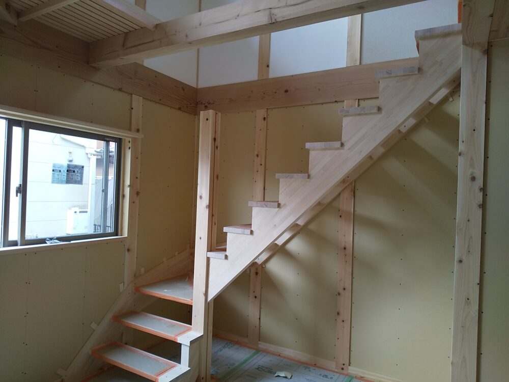 　広い吹抜けが心地いい桧の家【工事完了】