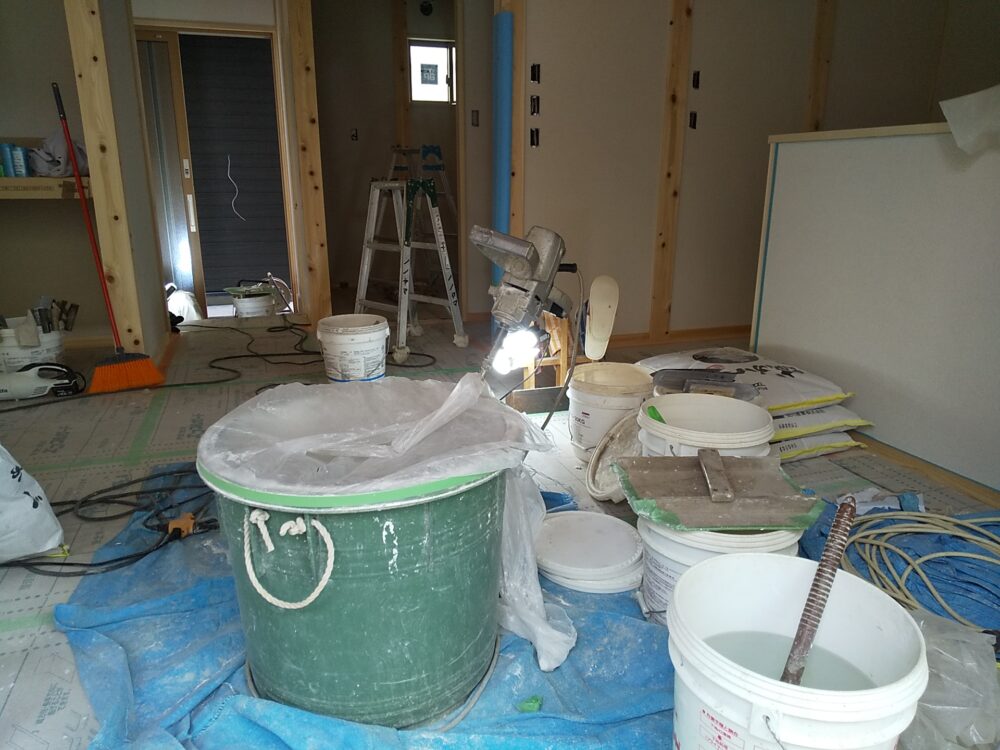 　広い吹抜けが心地いい桧の家【工事完了】