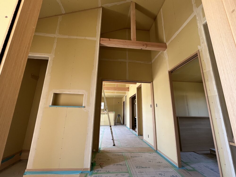 　広い縁側と勾配天井の長期優良住宅【工事完了】