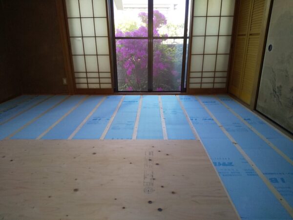 畳からフローリングへ仕様変更