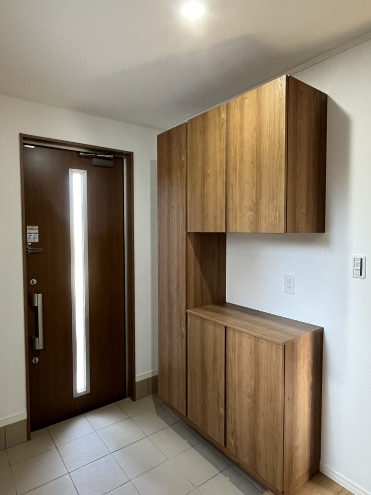 平屋住宅から玄関水廻りを設けて総2階建て住宅へ建替