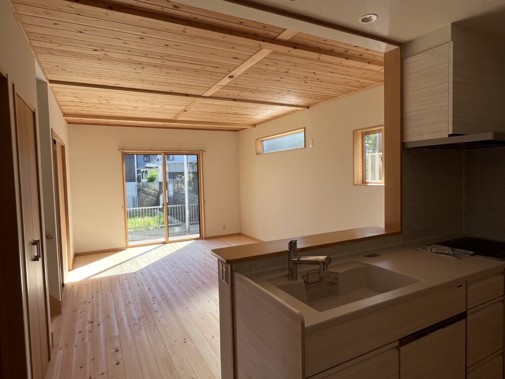 　LDKを無垢材で仕上た長期優良住宅【工事完了】