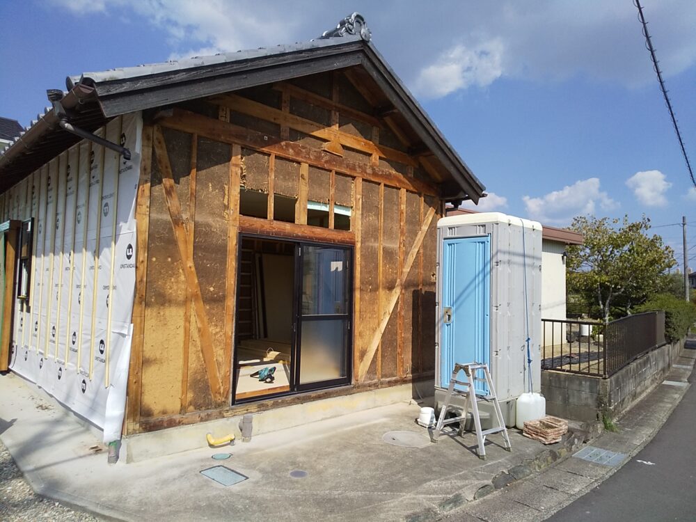 　既設離れ改修と水廻り増築【工事完了】