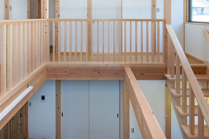 梁がたくましい2階のフリースペース